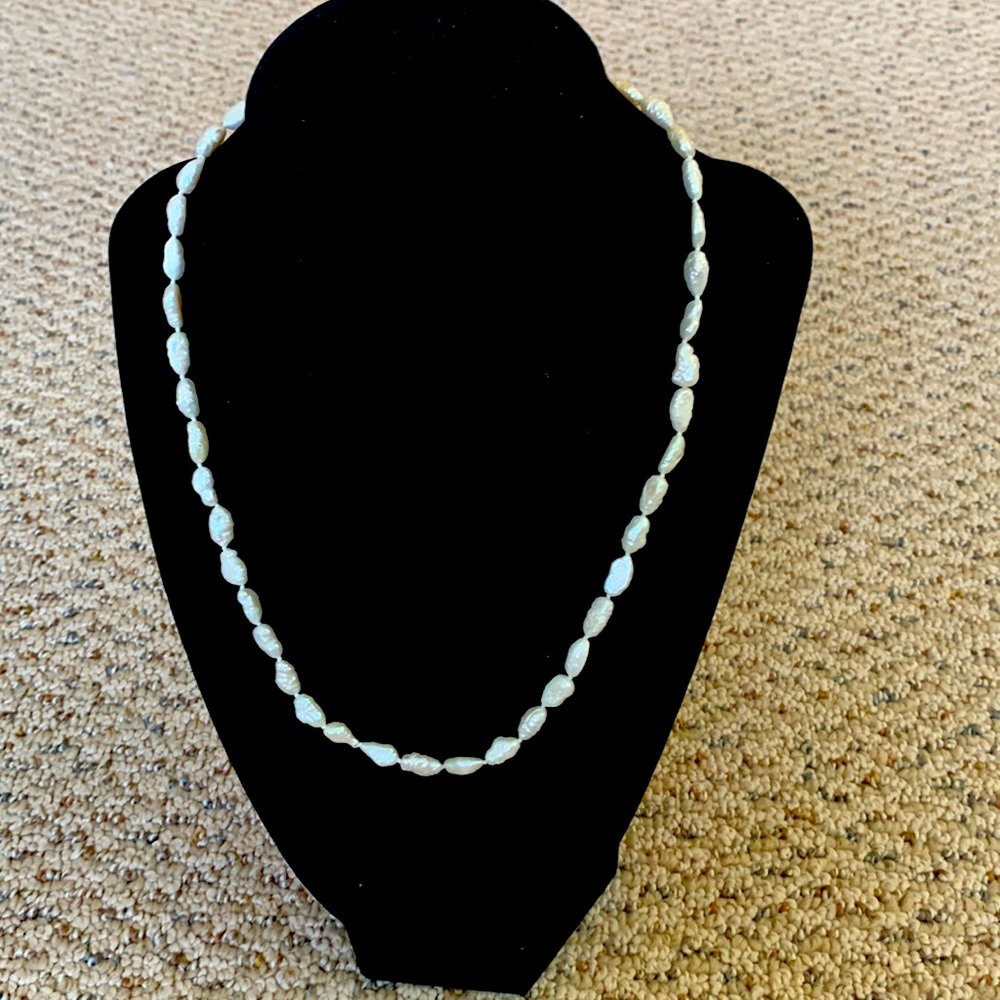 Freshwater pearl necklace